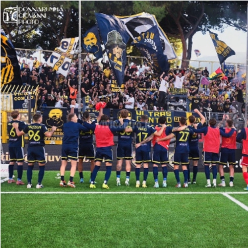 Juve Stabia Sudtirol 3-0 Serie B2026-2027 (10) CURVA SUD
