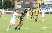 Kumi rigore Virtus Entella