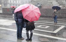 Meteo, weekend di freddo e maltempo: crollano le temperature, temporali e neve a 1.000 metri