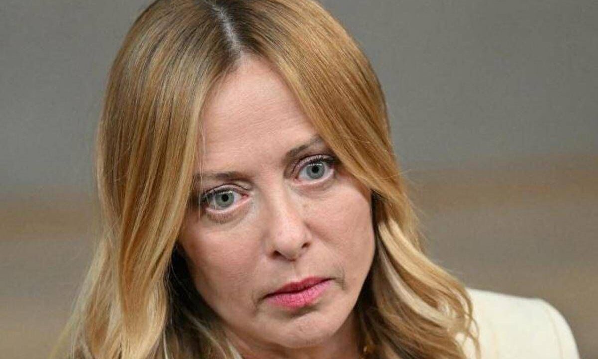 Ucraina, Meloni: “La sostengo anche per l’Italia e perché altri scenari più spaventosi”
