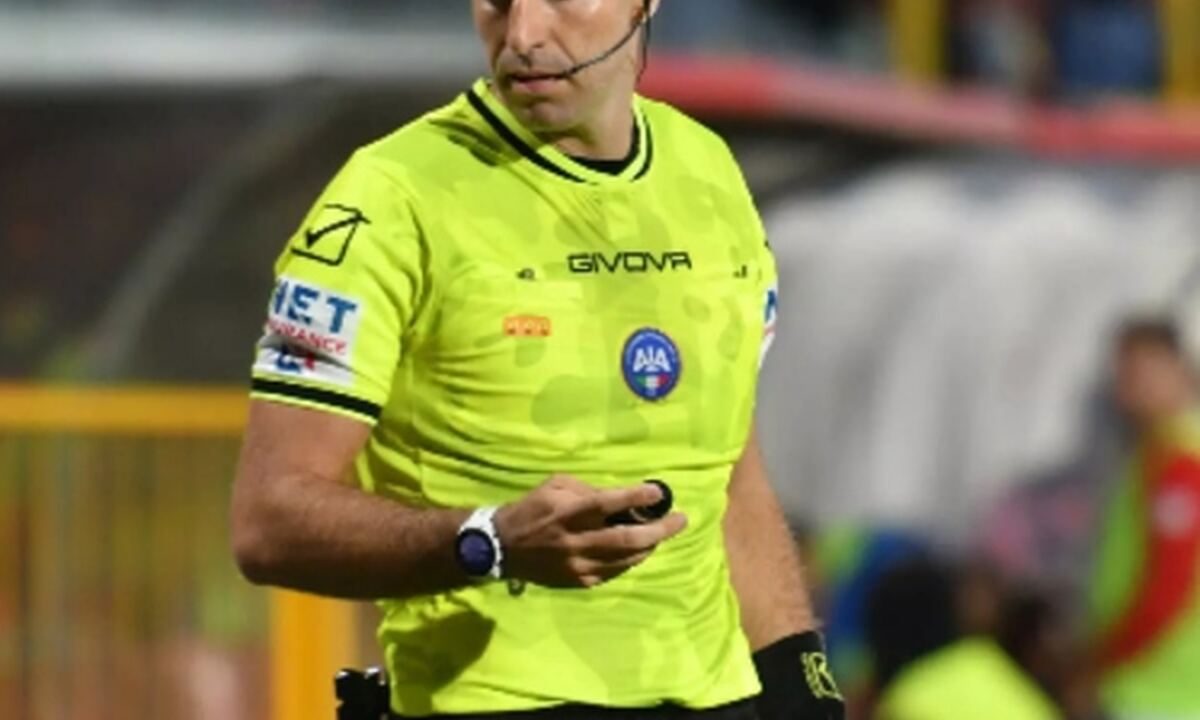 Juve Stabia – Hellas Verona sarà diretta da Claudio Allegretta della sezione AIA di Molfetta Juve Stabia – Hellas Verona sarà diretta da Claudio Allegretta della sezione AIA di Molfetta