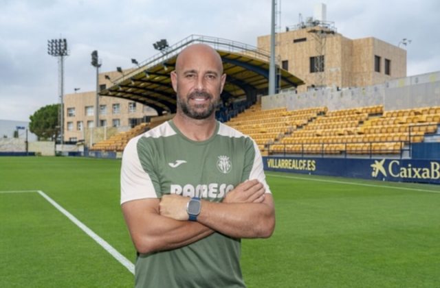 Pepe Reina e il sogno azzurro: «Io sulla panchina del Napoli? Chissà. Per ora studio da grande»